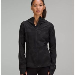 Lululemon Hood Lite Rain Packable Jacket Size 4